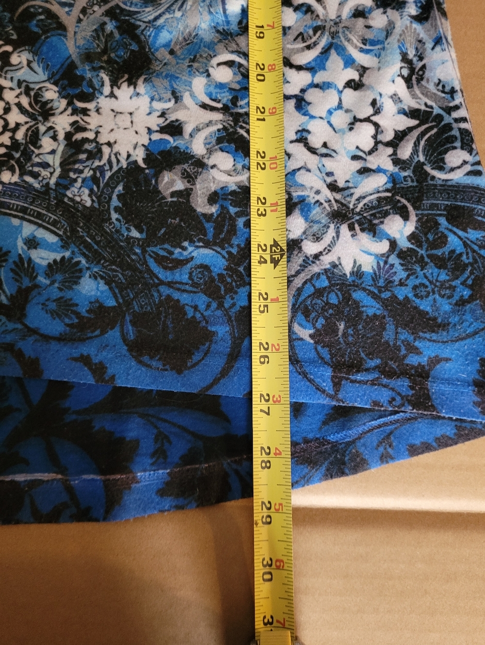 Christopher & Banks Blue, Black &  White Paisley Top Sz. Med - Picture 8 of 10